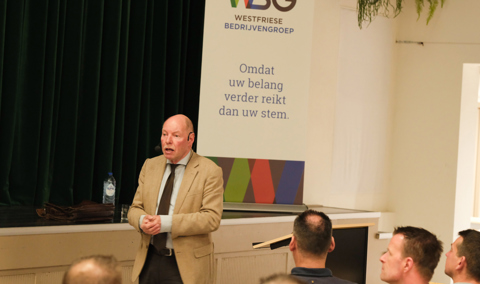 110424 Spreker Wim Anker. Hélène De Bruijn L Fotografie L 5417
