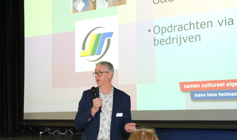 110424 WBG. Hélène De Bruijn L Fotografie L 5312