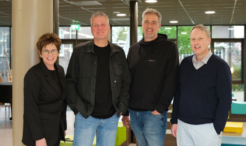 110424 MBG. Hélène De Bruijn L Fotografie L 5300