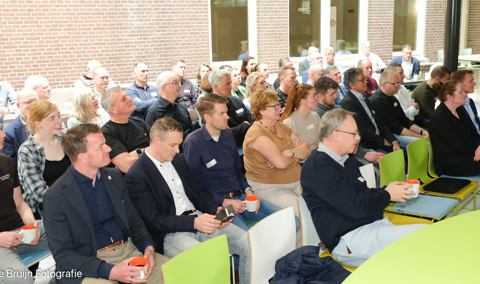 110424 WBG. Hélène De Bruijn L Fotografie L 5227